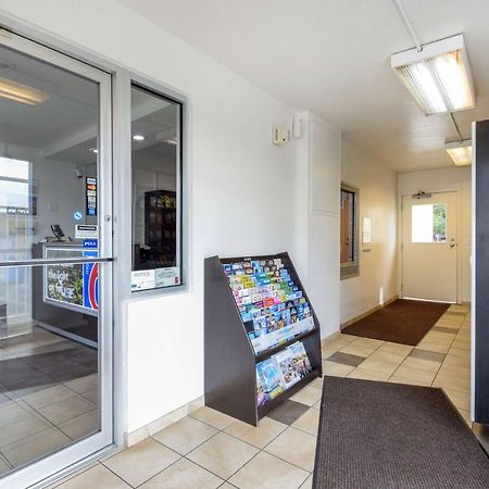 Motel 6-Kelso, Wa - Mt. St. Helens Bagian luar foto