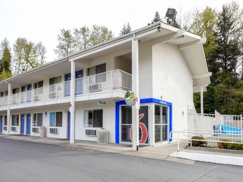 Motel 6-Kelso, Wa - Mt. St. Helens Bagian luar foto