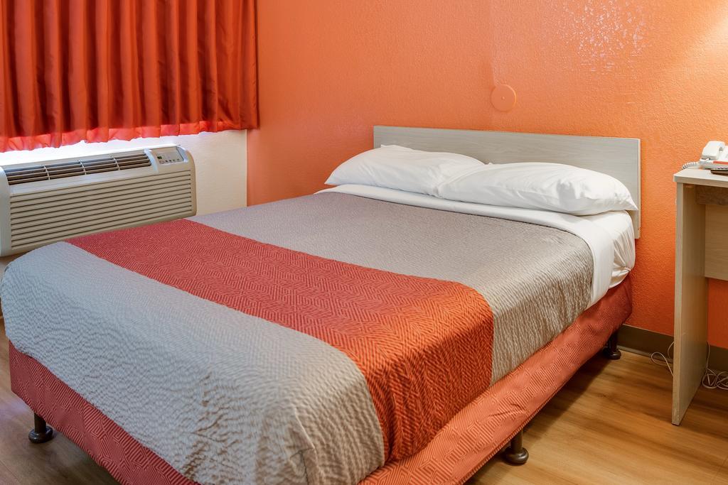 Motel 6-Kelso, Wa - Mt. St. Helens Bagian luar foto