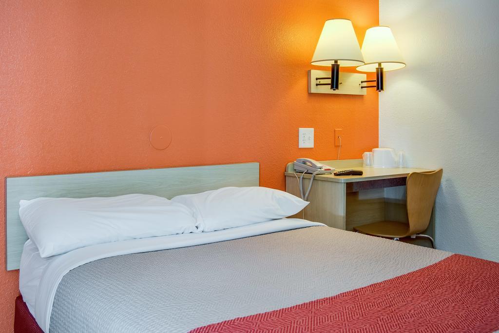 Motel 6-Kelso, Wa - Mt. St. Helens Bagian luar foto
