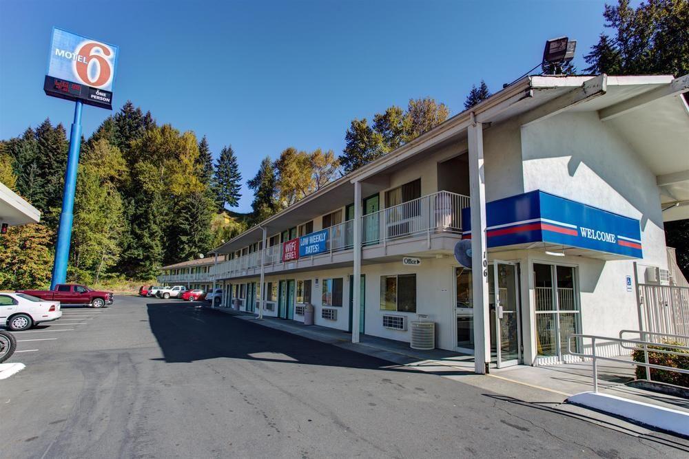 Motel 6-Kelso, Wa - Mt. St. Helens Bagian luar foto