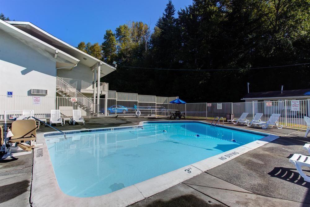Motel 6-Kelso, Wa - Mt. St. Helens Bagian luar foto