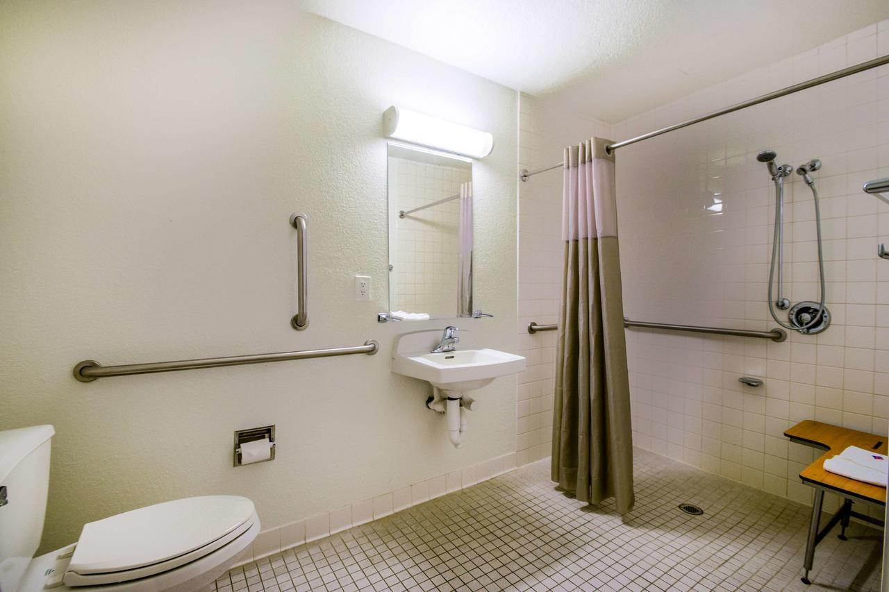 Motel 6-Kelso, Wa - Mt. St. Helens Bagian luar foto