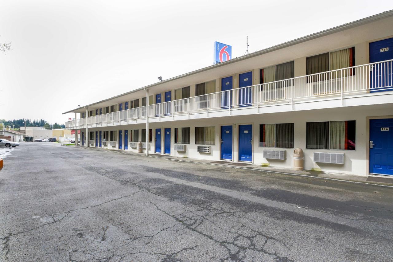 Motel 6-Kelso, Wa - Mt. St. Helens Bagian luar foto