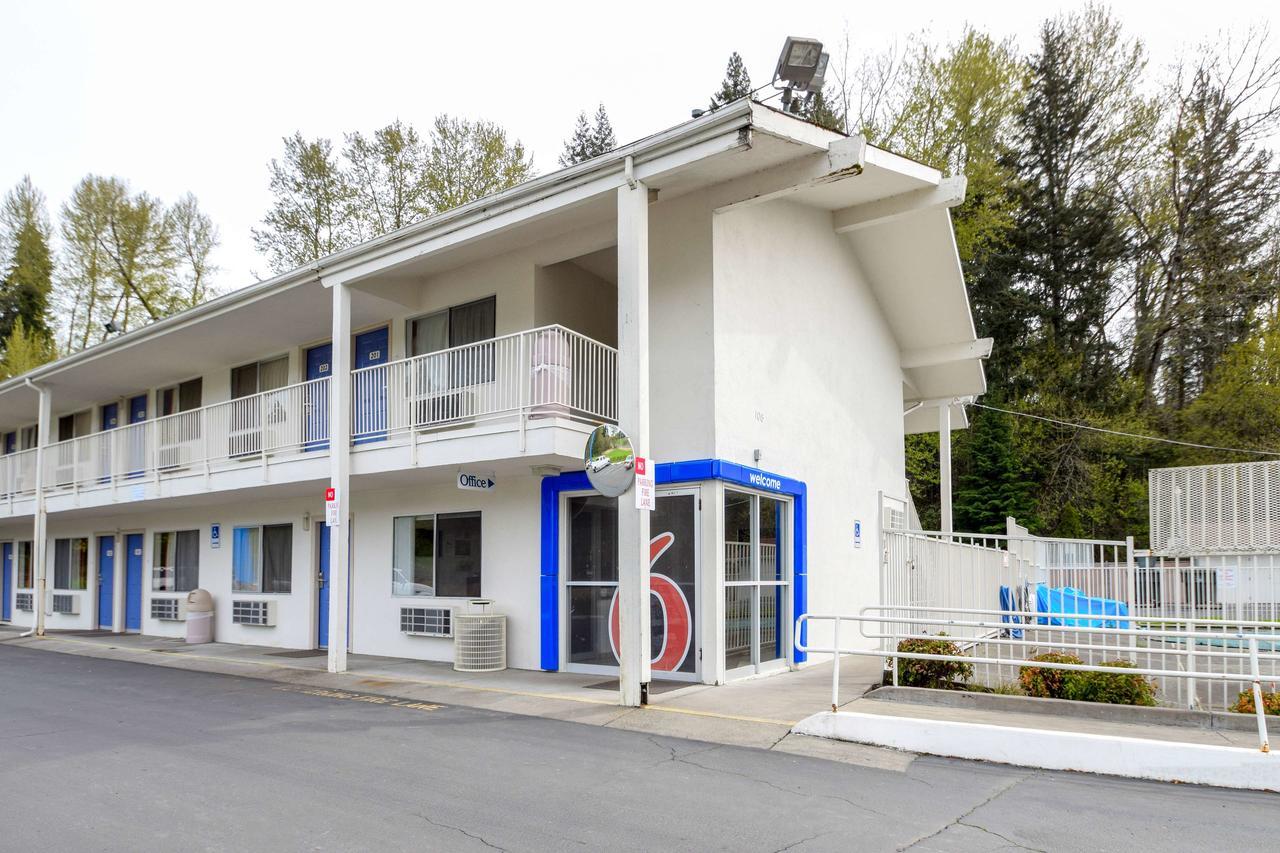 Motel 6-Kelso, Wa - Mt. St. Helens Bagian luar foto