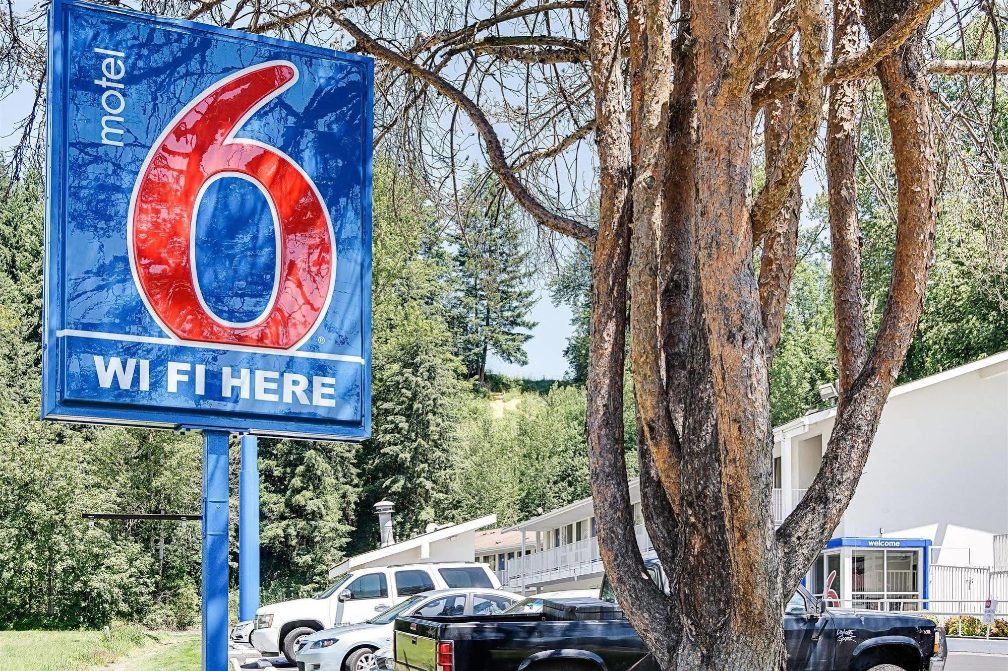 Motel 6-Kelso, Wa - Mt. St. Helens Bagian luar foto