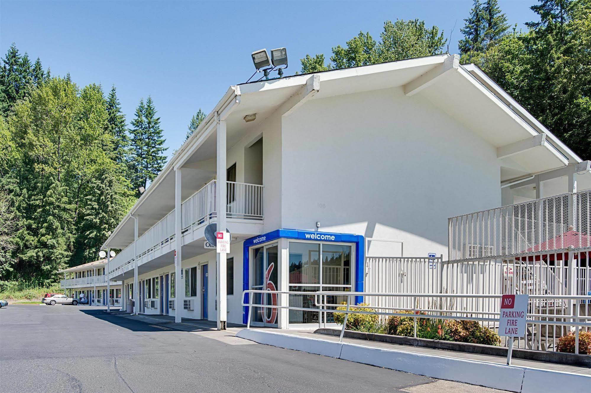 Motel 6-Kelso, Wa - Mt. St. Helens Bagian luar foto