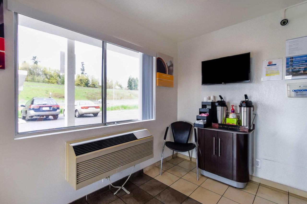 Motel 6-Kelso, Wa - Mt. St. Helens Bagian luar foto